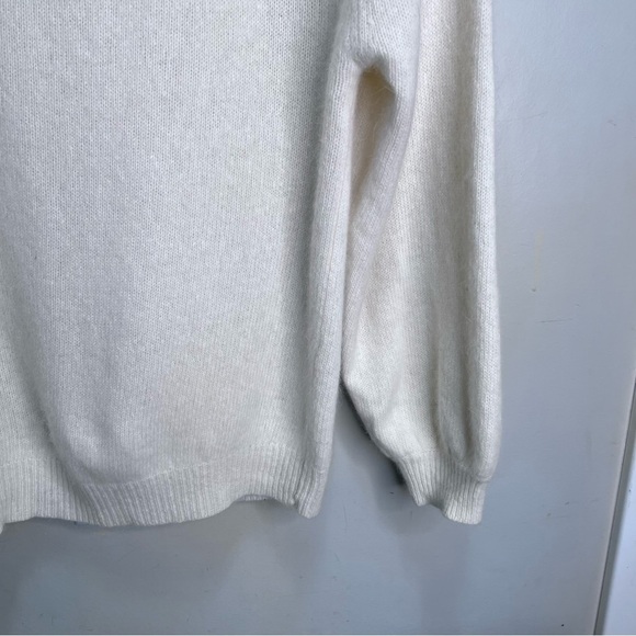 Vintage Andre Christian Cream Lambswool Sweater Size Small - Picture 6 of 13